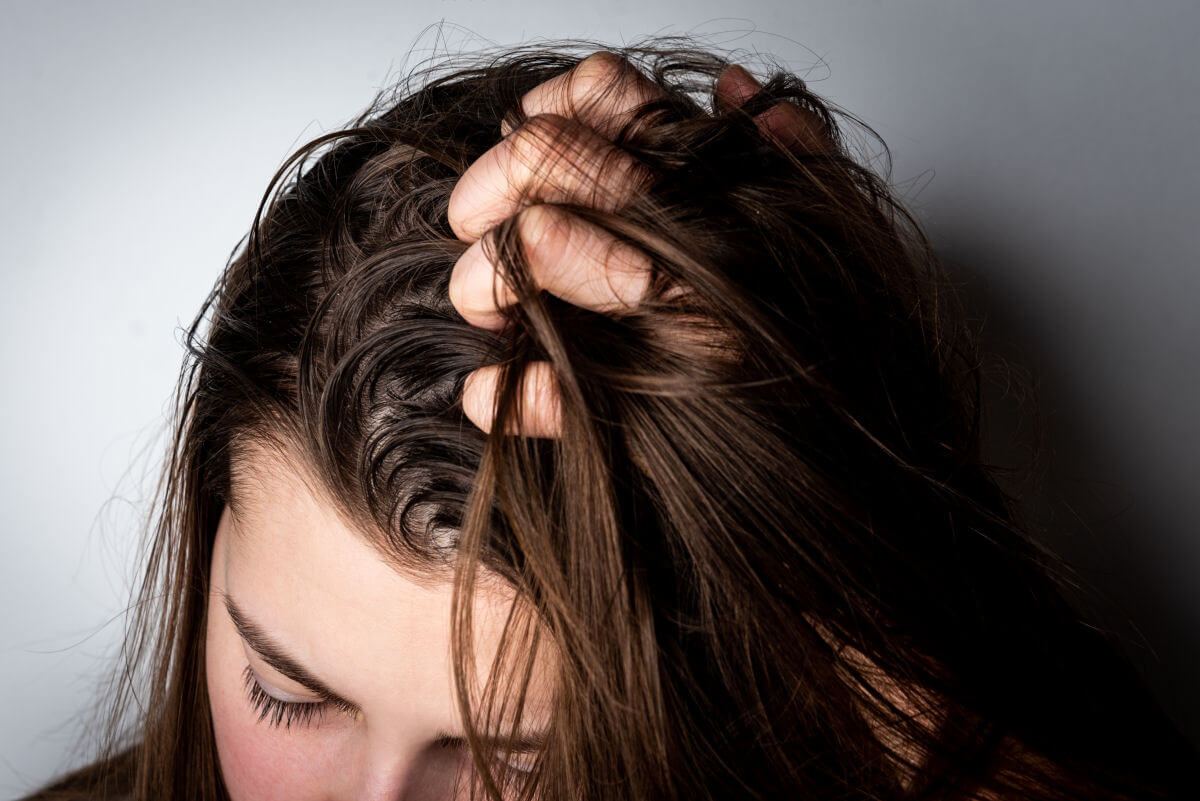 Un Diavolo Per Capello Forfora Capelli Grassi E Altri Problemi Mybeautik