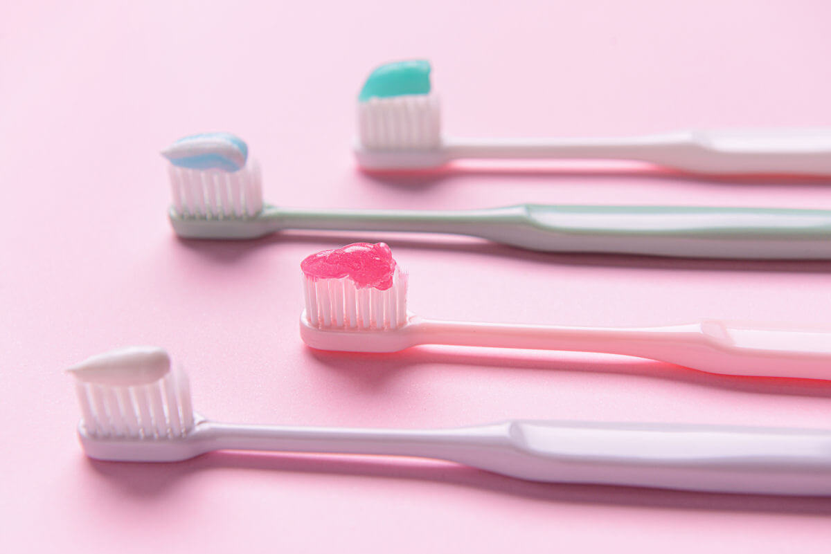 GLi 11 migliori dentifrici sbiancanti