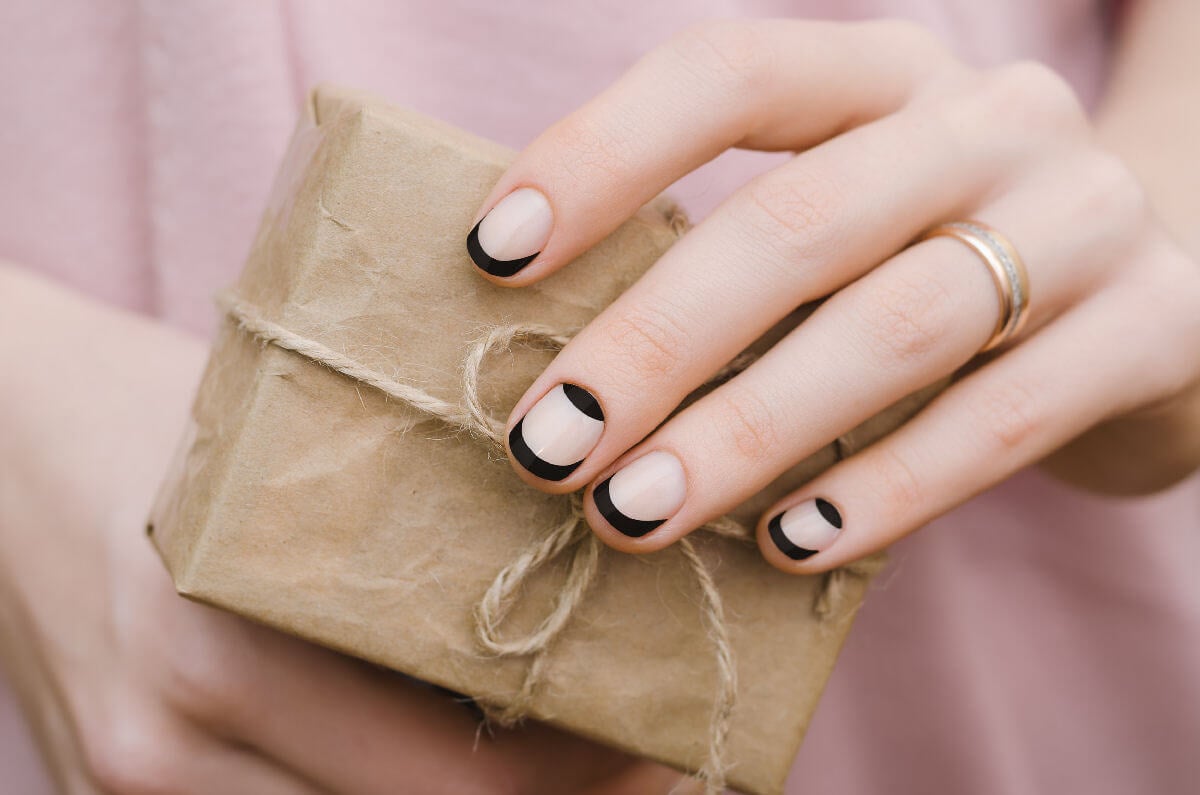 Nail art french style colorata