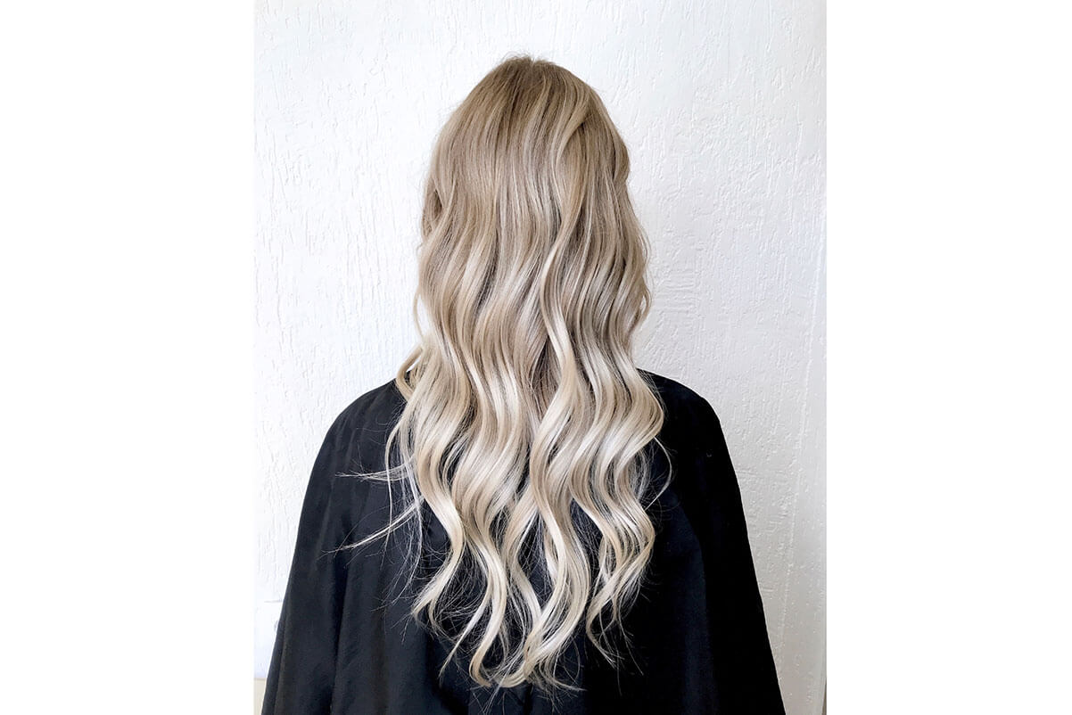 Balayage biondo su base chiara