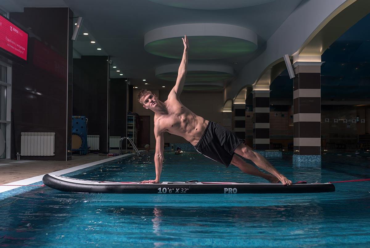 Le posizioni dello yoga ideali per i nuotatori_