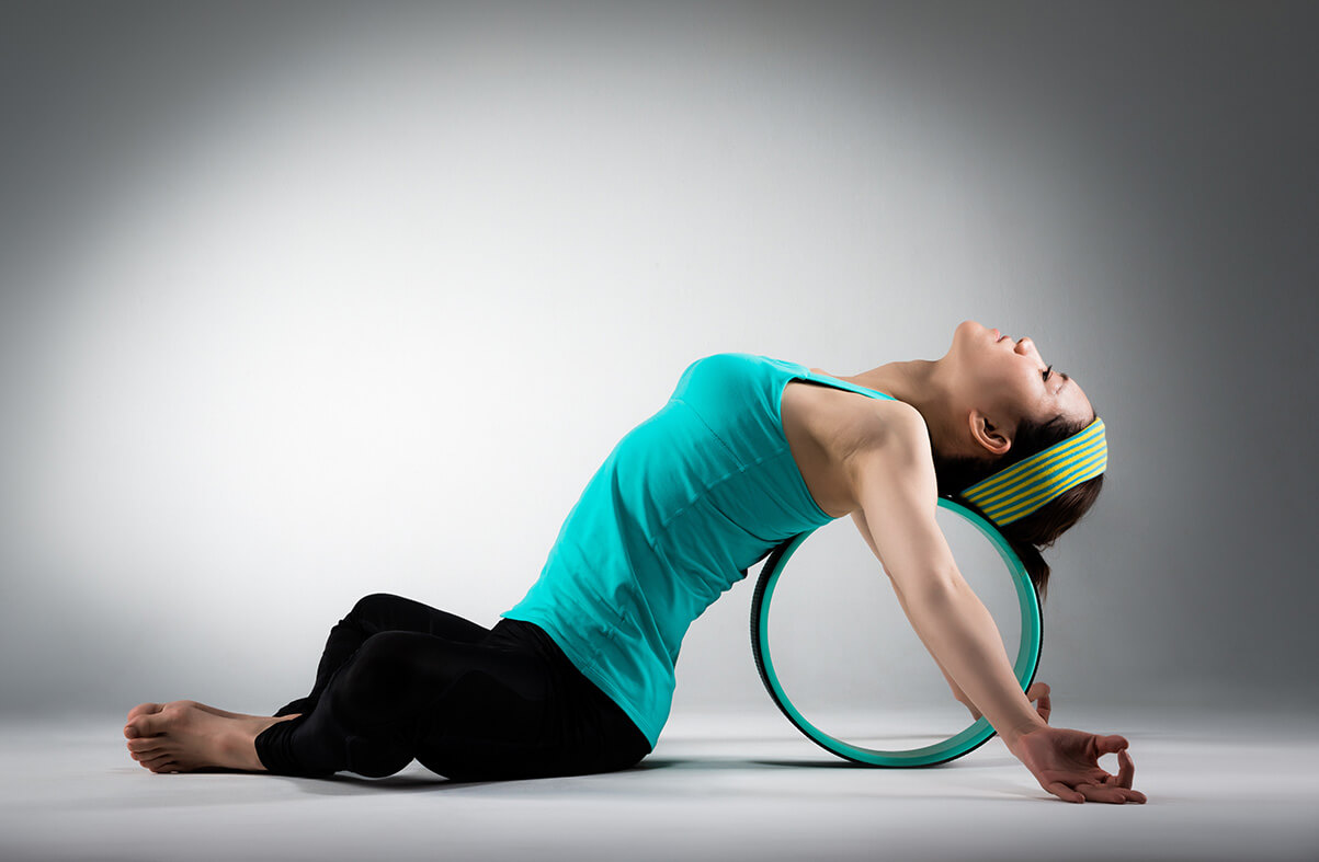 Posa della farfalla reclinata