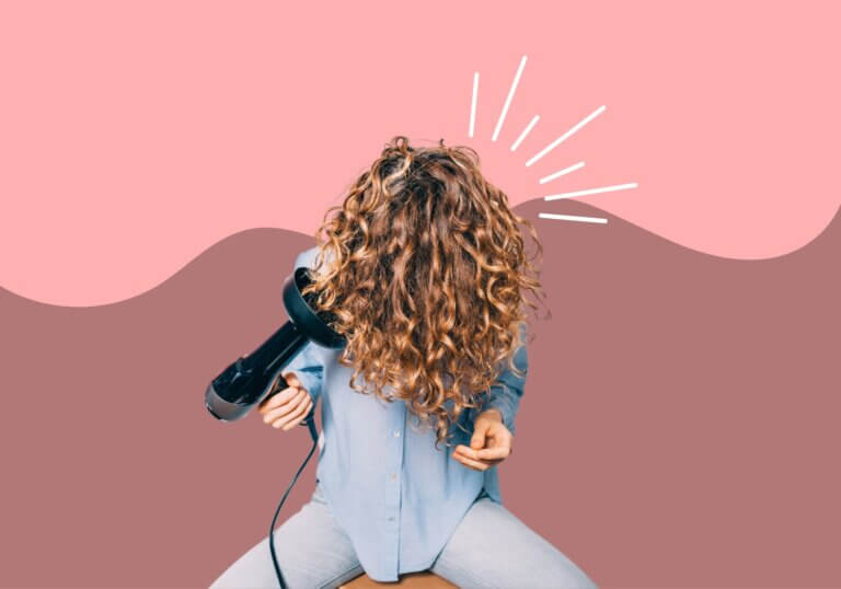 Guida Completa All&#039;asciugatura Dei Capelli Ricci