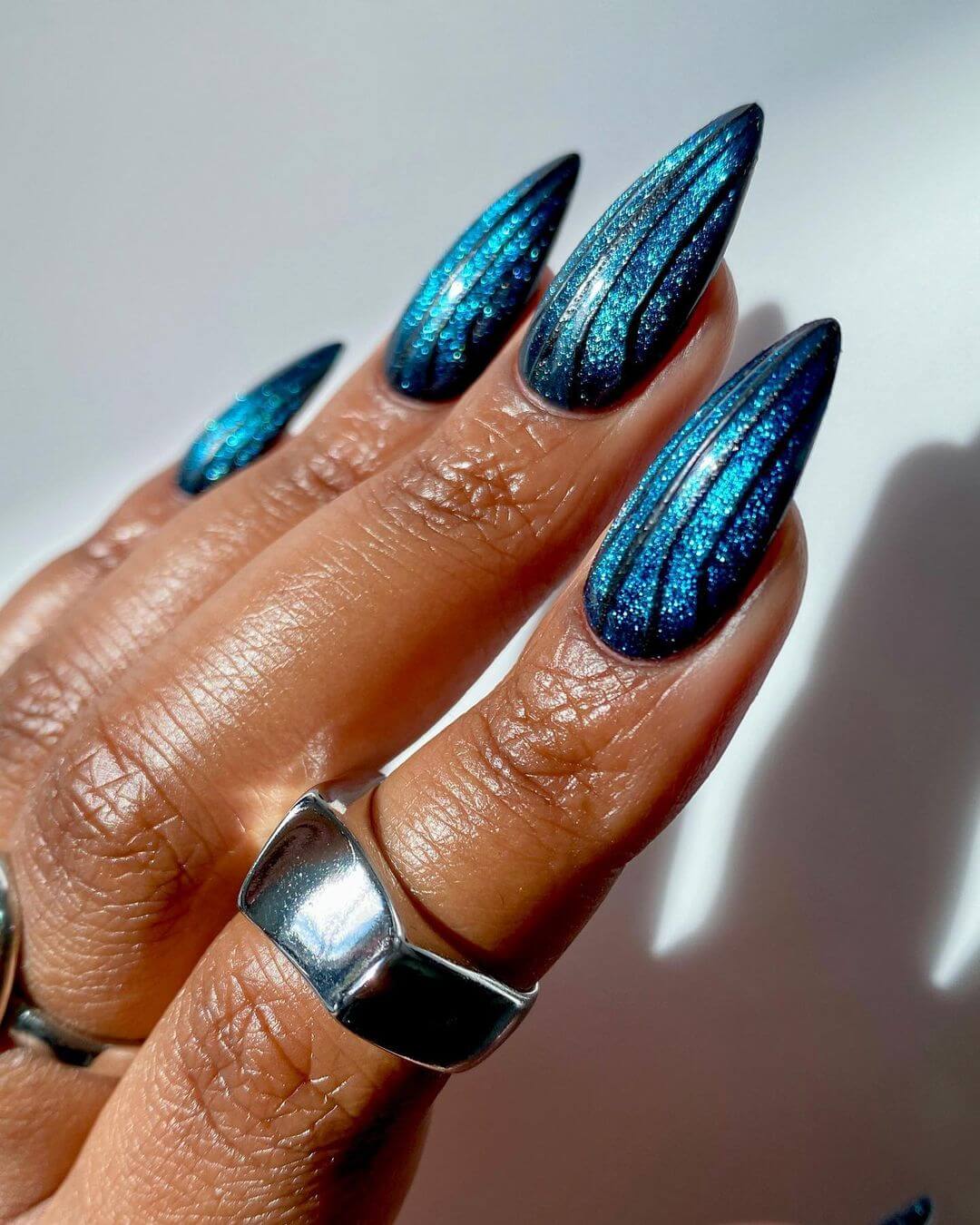 BLUE BUTTERFLY (QUELLA DELLE EMOJIS) memnails 2