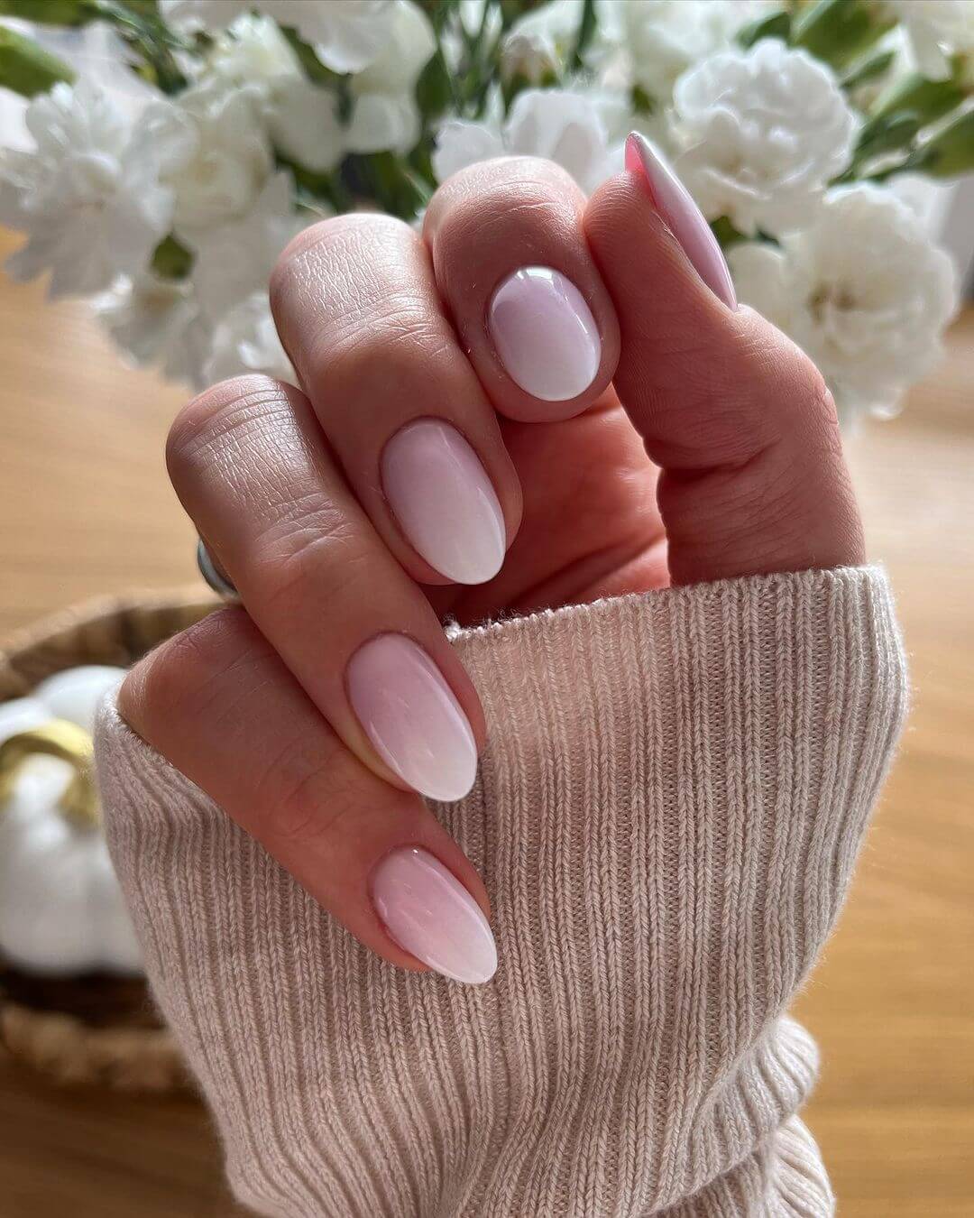 SEMPLICI ED ELEGANTI CON FORMA A MANDORLA