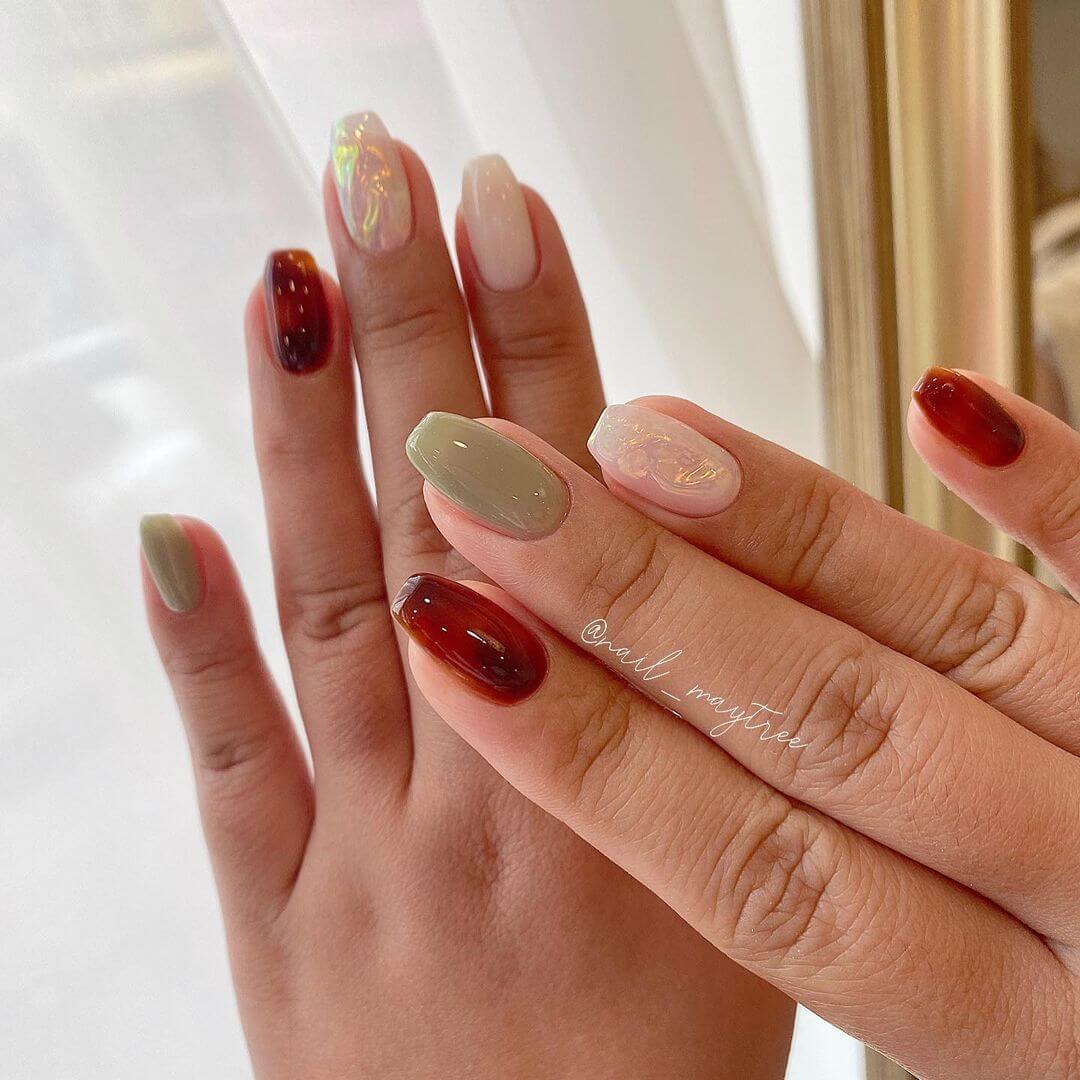 Turtle nails mismatched nail maytree